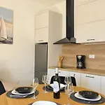 Penthouse Dijana - One Bedroom With Terrace Appartement *