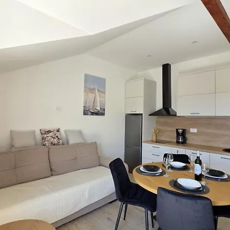 Penthouse Dijana - One Bedroom With Terrace *