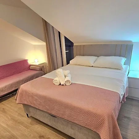 Penthouse Dijana - One Bedroom With Terrace Apartman *