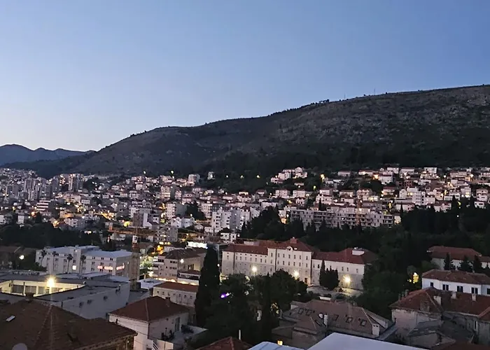 Penthouse Dijana - One Bedroom With Terrace Daire *