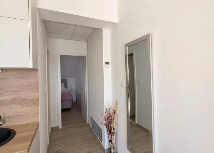 Penthouse Dijana - One Bedroom With Terrace