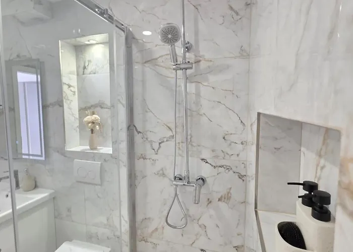 Penthouse Dijana - One Bedroom With Terrace * Dubrovnik