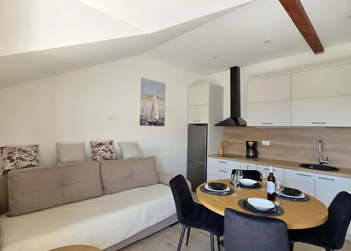 Penthouse Dijana - One Bedroom With Terrace *