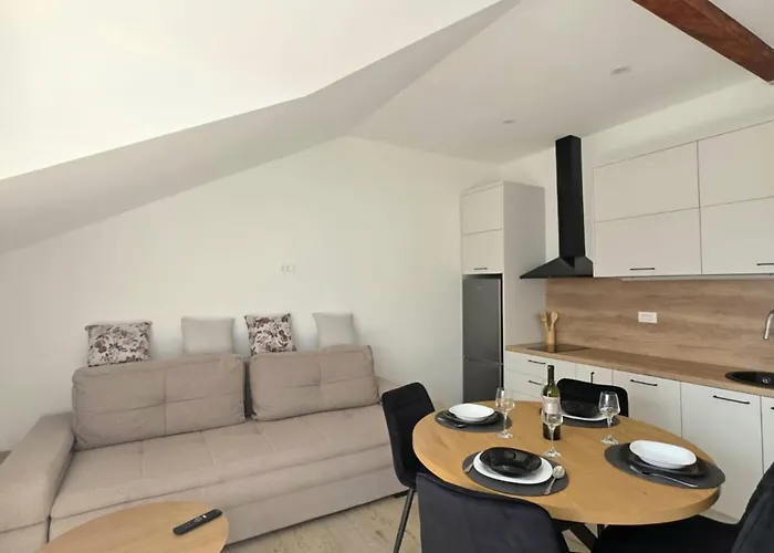 Apartamento Penthouse Dijana - One Bedroom With Terrace